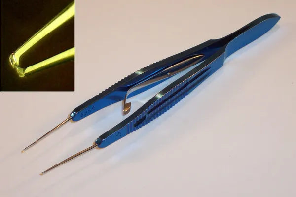 6258 Stern Castroviejo Fixation Forceps