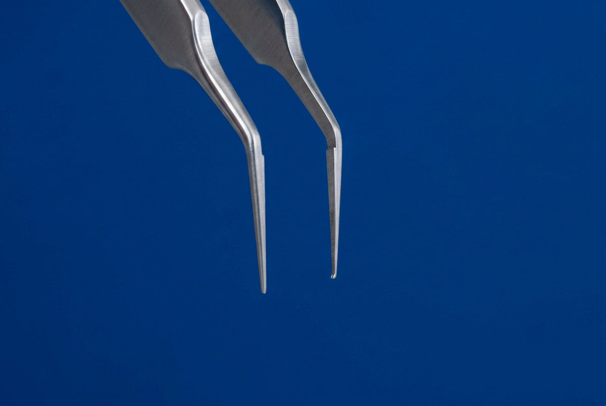 FF6534 Hoffer-McPherson Forceps Very Delicate with 11mm Tying Platform and 1x2 Teeth - .12mm - Angled